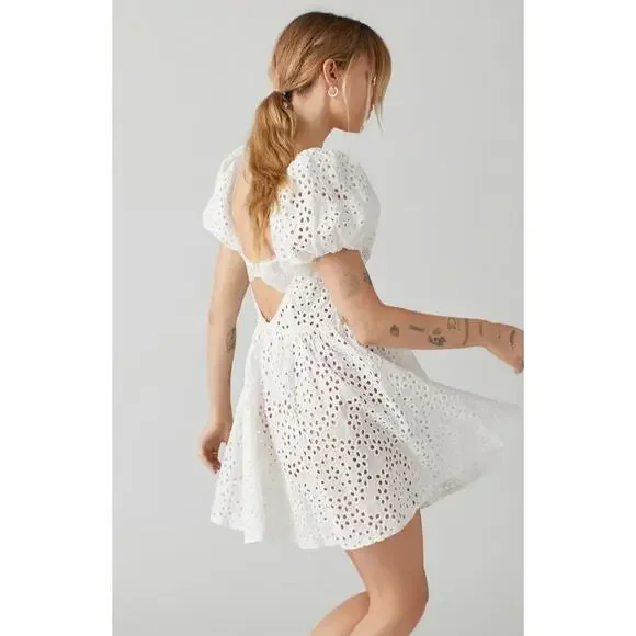 NWT For Love & Lemons Becca Mini Dress White Small Eyelet S - Picture 9 of 10